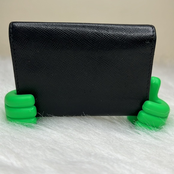 Prada 6 Key Holder - Picture 4 of 14